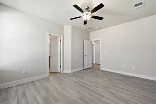 8401 Orizzonte St, Austin, TX 78744 - Photo 11