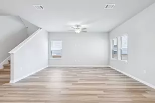 120 Maple Hedge Rd, Hutto, TX 78634 - Photo 5