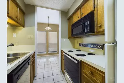 2706 Salado Street #206, Austin, TX 78705 - Photo 9