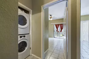 2706 Salado St, Austin, TX 78705 - Photo 11