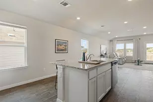 319 Globe Mallow Cir, Kyle, TX 78640 - Photo 7