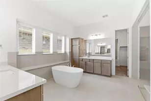 1800 Scenic Hts Ln, Georgetown, TX 78628 - Photo 9