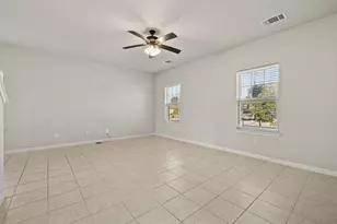 321 Arabian Colt Dr, Georgetown, TX 78626 - Photo 5