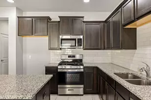 321 Arabian Colt Dr, Georgetown, TX 78626 - Photo 11