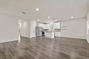 1705 T H Johnson Dr, Taylor, TX 76574 - Photo 17