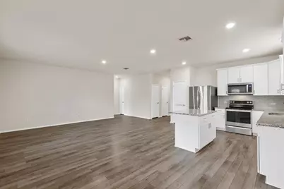 1705 T H Johnson Drive, Taylor, TX 76574 - Photo 15