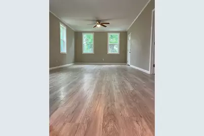 806 Central Avenue, Cameron, TX 76520 - Photo 5