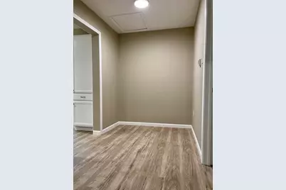 806 Central Avenue, Cameron, TX 76520 - Photo 11