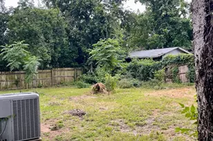 806 Central Ave, Cameron, TX 76520 - Photo 15