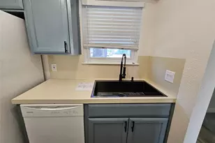 6806 Old Quarry Ln, Austin, TX 78731 - Photo 9