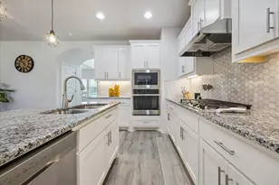 8720 Mina Dr, Austin, TX 78747 - Photo 3