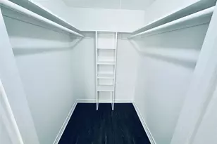 601 W 11th St, Austin, TX 78701 - Photo 3