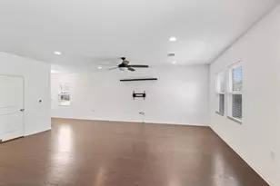 6500 Routenburn St, Austin, TX 78754 - Photo 15