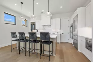 2401 Kahala Sunset Dr, Spicewood, TX 78669 - Photo 9