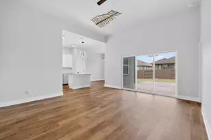 212 Lt John Decker Dr, San Marcos, TX 78666 - Photo 5
