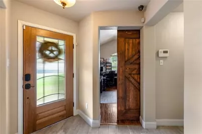 107 Creston Street, Hutto, TX 78634 - Photo 7