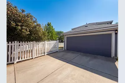 110 Strawn, Kyle, TX 78640 - Photo 5