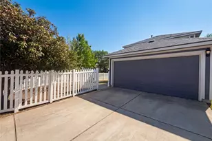 110 Strawn, Kyle, TX 78640 - Photo 5