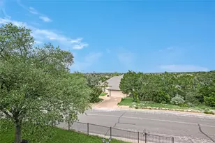 10201 Spicewood Mesa, Austin, TX 78759 - Photo 5