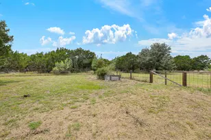 215 Double File Trce, Liberty Hill, TX 78642 - Photo 27