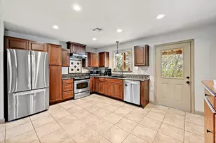 24807 Martin Ln, Spicewood, TX 78669 - Photo 13