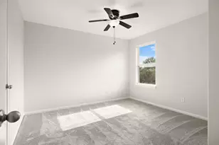 110 Carol Dr, Hutto, TX 78634 - Photo 17