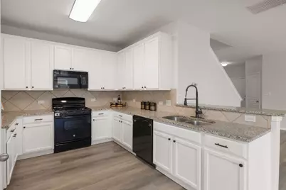 110 Carol Drive, Hutto, TX 78634 - Photo 7