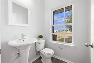 110 Carol Dr, Hutto, TX 78634 - Photo 13