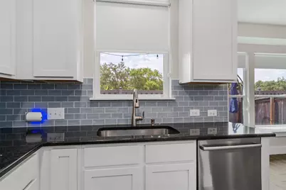 7604 Wildcat Pass, Austin, TX 78757 - Photo 7