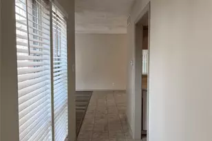 7206 Creekside Dr, Austin, TX 78752 - Photo 3