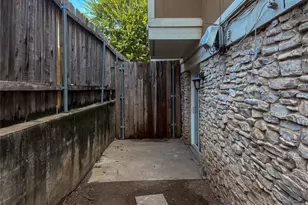 7206 Creekside Dr, Austin, TX 78752 - Photo 21