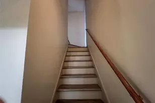 7206 Creekside Dr, Austin, TX 78752 - Photo 11