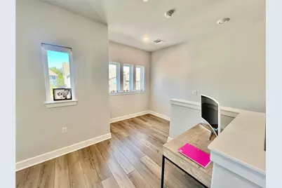 607 Bernese Pass, Austin, TX 78745 - Photo 7