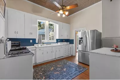 702 E Main Street, Round Rock, TX 78664 - Photo 9