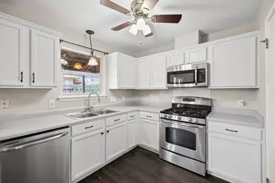 413 Clarks Way, Hutto, TX 78634 - Photo 11