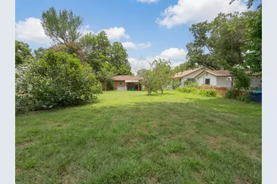 608 Green Street, Rockdale, TX 76567 - Photo 13