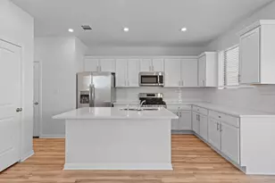 2212B Cornfield Dr, Pflugerville, TX 78660 - Photo 7