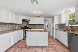 4519 Sidereal Dr, Austin, TX 78727 - Photo 5