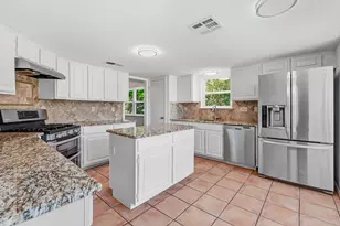 4519 Sidereal Dr, Austin, TX 78727 - Photo 5