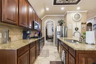377 Verano Dr, Kyle, TX 78640 - Photo 11