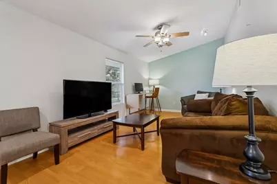 2021 Bluebonnet Lane #210, Austin, TX 78704 - Photo 5