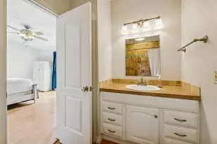 2021 Bluebonnet Ln, Austin, TX 78704 - Photo 13