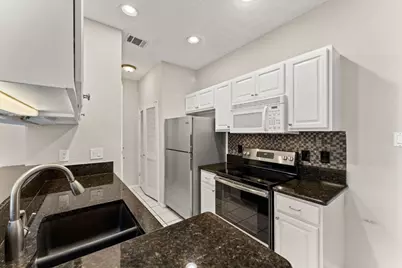 2520 Quarry Road #104, Austin, TX 78703 - Photo 9