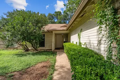 4509 Brown Bark Place #B, Austin, TX 78727 - Photo 3