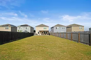 305 Redfish Ln, Hutto, TX 78634 - Photo 27
