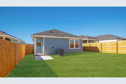 135 Orange Flame Boulevard, Uhland, TX 78640 - Photo 21