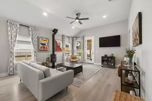 16705 Adoro Dr, Manor, TX 78653 - Photo 5