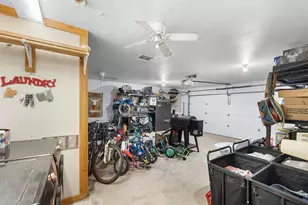 705 Palmer St, Rockdale, TX 76567 - Photo 25