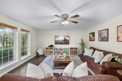 705 Palmer Street, Rockdale, TX 76567 - Photo 3