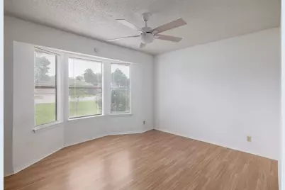 405 Brookhollow Drive, Pflugerville, TX 78660 - Photo 13